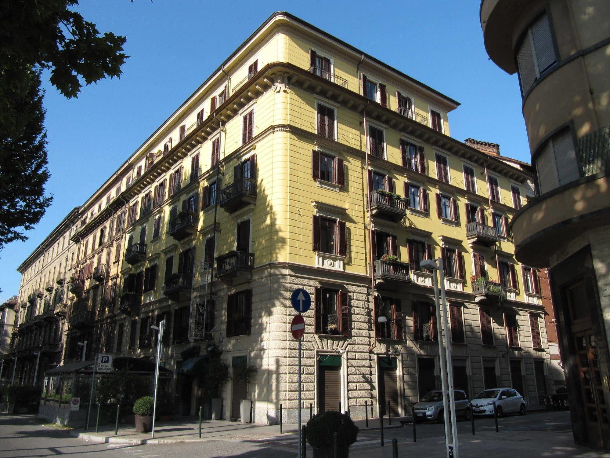 Al Porta Susa B&B Torino Exterior foto